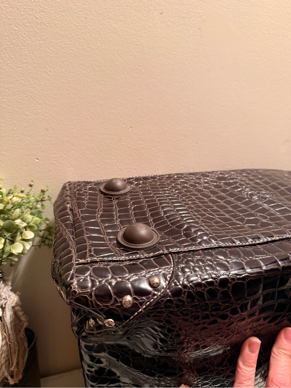 Kathy Van Zeeland Black Mock Patent Croc PVC Shoulder XL Tote Bag, 18"x13"x7"EUC - Picture 4 of 16